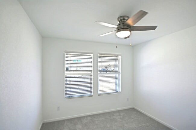 Building Photo - 1805 Stonechat