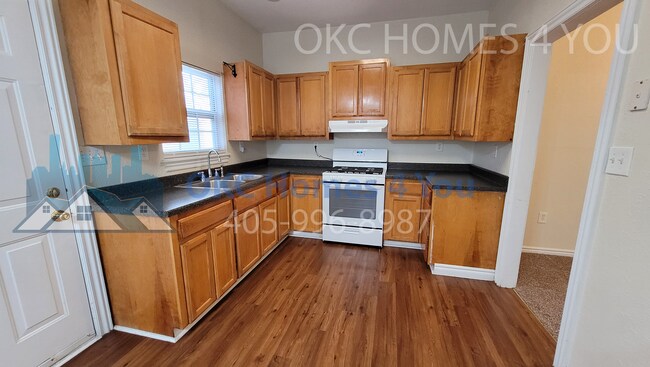 Building Photo - 3803 N Asbury Ave