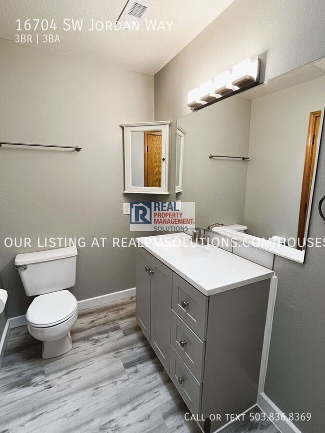 Building Photo - 16704 SW Jordan Way