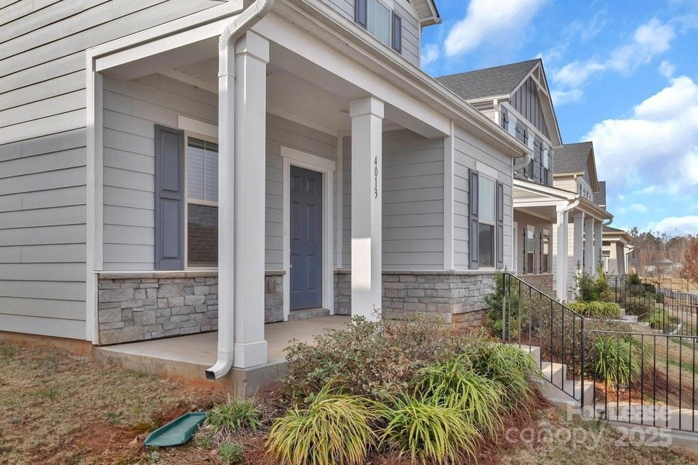 Building Photo - 4013 Armstrong Farm Dr