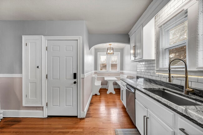 Building Photo - 108 Ardmore Rd