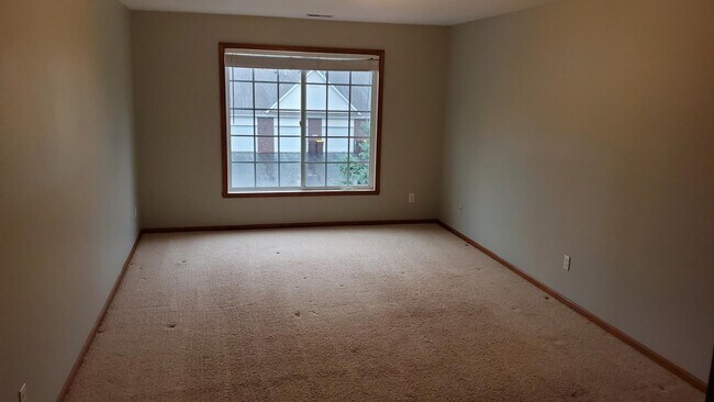 Building Photo - 2033 Anjali Way