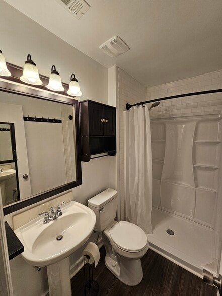 Primary bath with walk-in shower - 404 Rams Rd