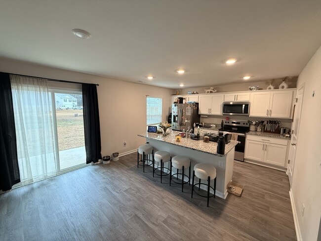 Building Photo - 4116 Madeline Farm Blvd