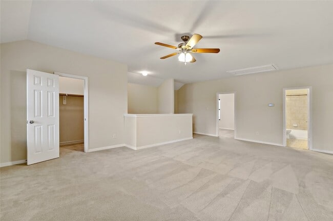 Building Photo - 3308 Southern Grove Ln