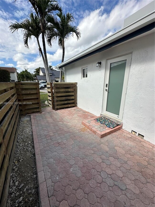 Building Photo - 10443 SW 129th Pl