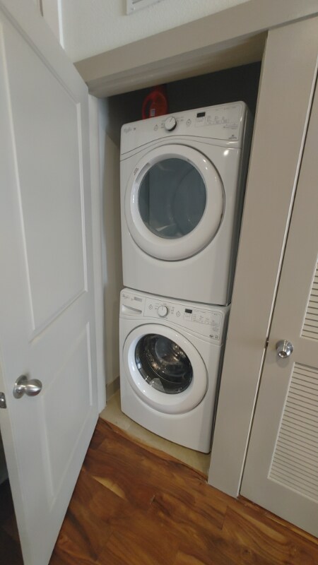 Building Photo - 1520 Fannin St