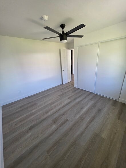 Building Photo - 4535 E 2nd St