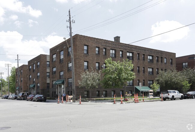 Building Photo - The Elms