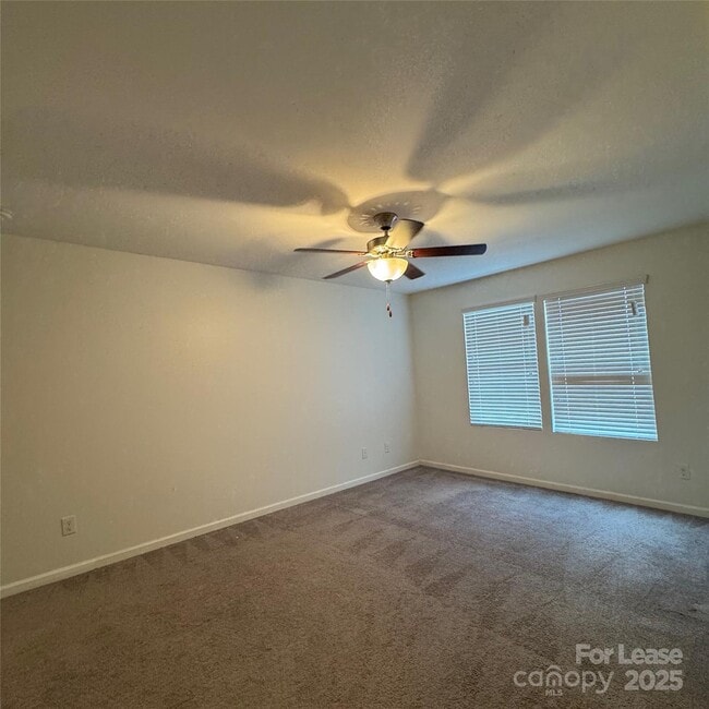 Building Photo - 8012 Camden Crossing