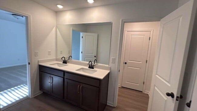 Building Photo - 362 Silverleaf Trl