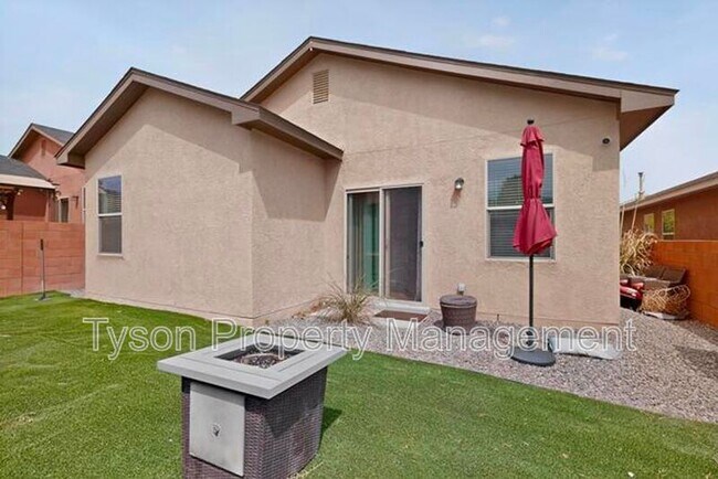 Building Photo - 10024 Sacate Blanco Ave SW