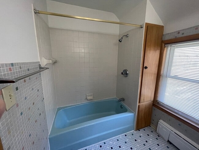 Building Photo - 3-Bedroom 2-Bath Home in North Fargo!