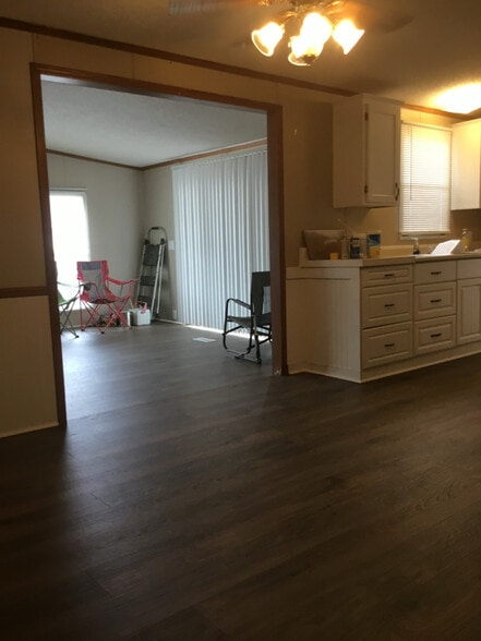 Building Photo - 1097 Jordan Rd