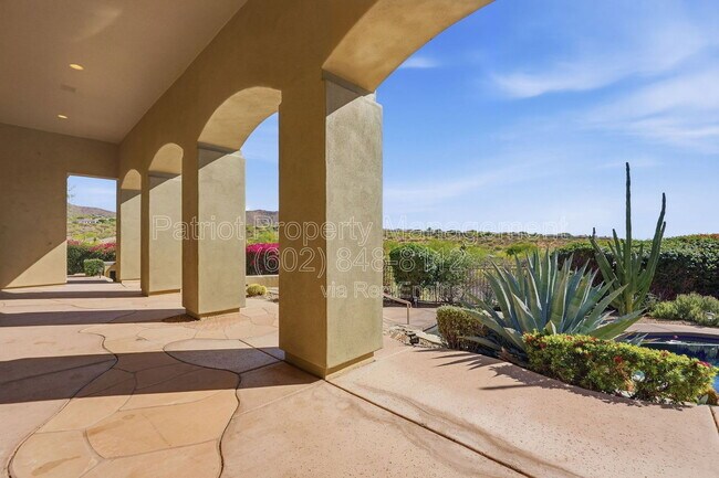 Building Photo - 11047 E Mirasol Cir
