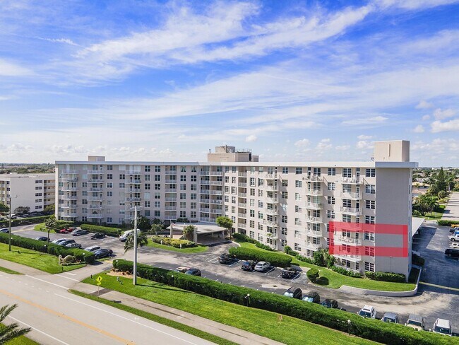 Building Photo - 2851 S Ocean Blvd