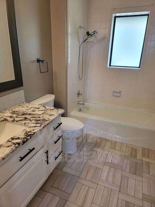 Building Photo - 1269 E 3075 N