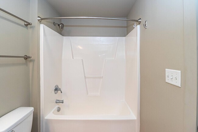 Building Photo - Nash Street Lofts Unit E