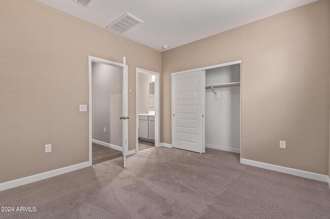 Building Photo - 36640 N Asturian Vly Wy