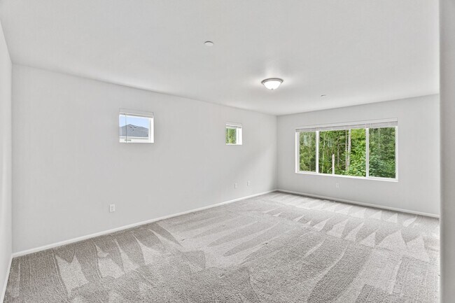 Building Photo - Two-Story Home in Soundview Estates