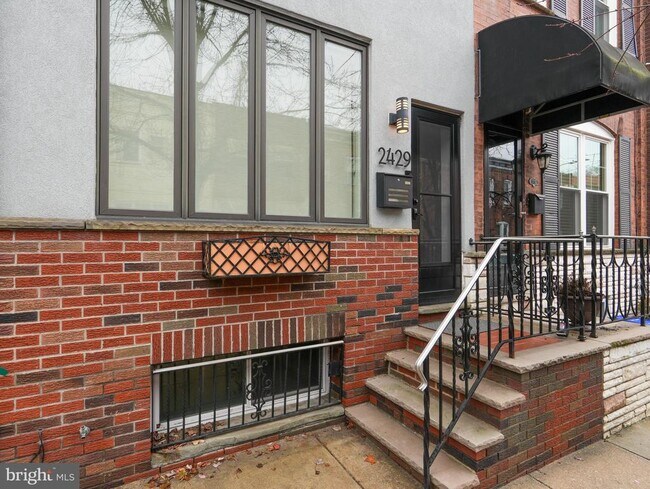 Building Photo - 2429 S Garnet St