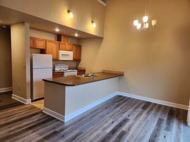 Interior Photo - Cedar Crossing Apartments