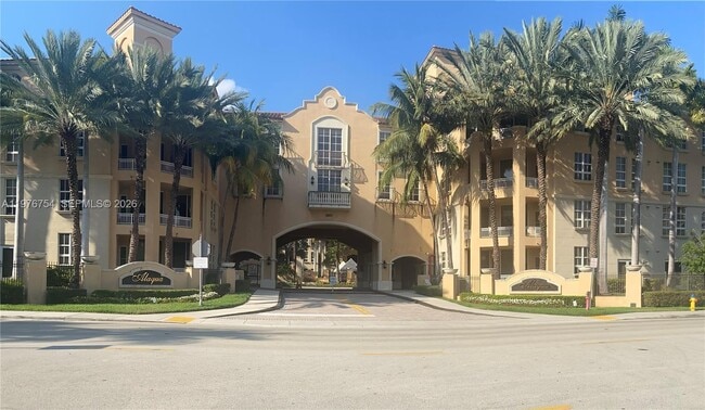 Building Photo - 3001 NE 185th St