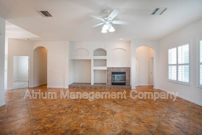 Building Photo - 1679 Shadowmoss Cir