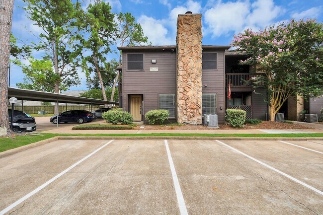 Building Photo - 12755 Mill Ridge Dr