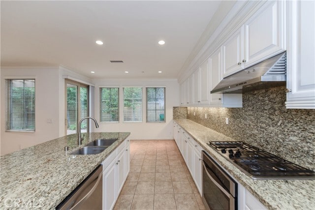 Building Photo - 60 Brindisi