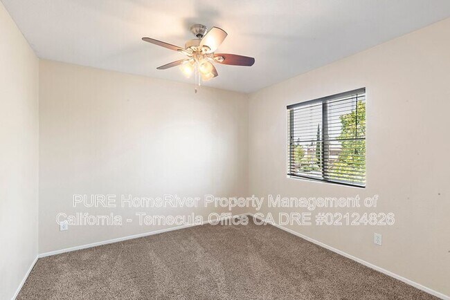 Building Photo - 29055 Emerald Cir