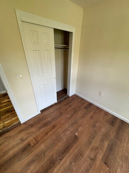 Building Photo - 35 Highland Ave