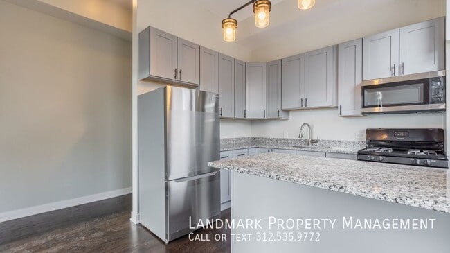 Building Photo - 1926 S Canalport-Unit 2F