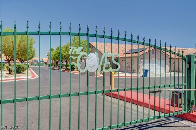 Building Photo - 313 Crosswind Way