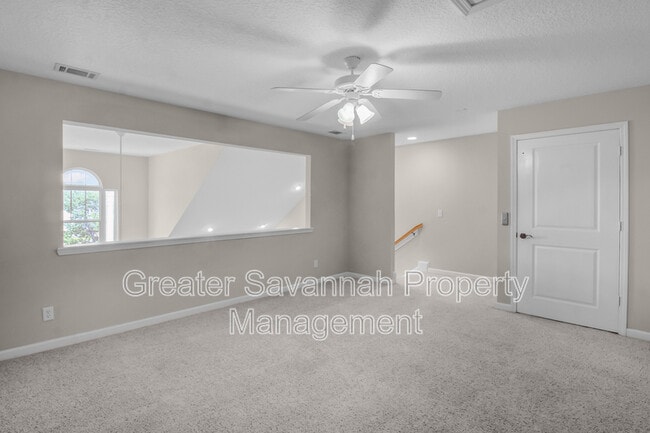 Building Photo - 125 Ventura Pl