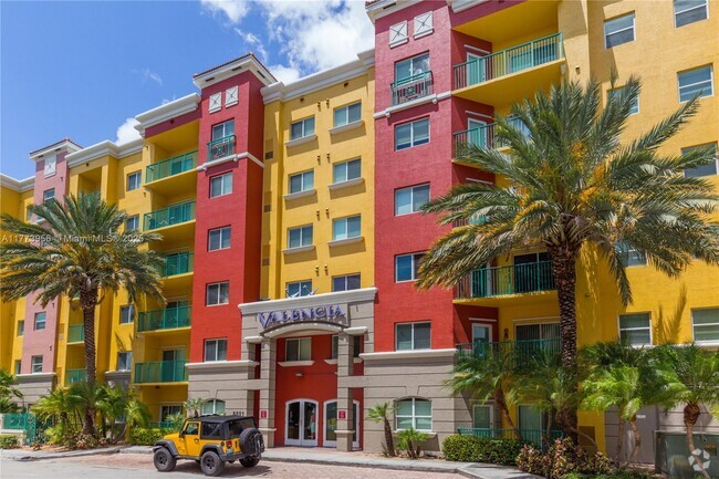 Building Photo - 6001 SW 70th St