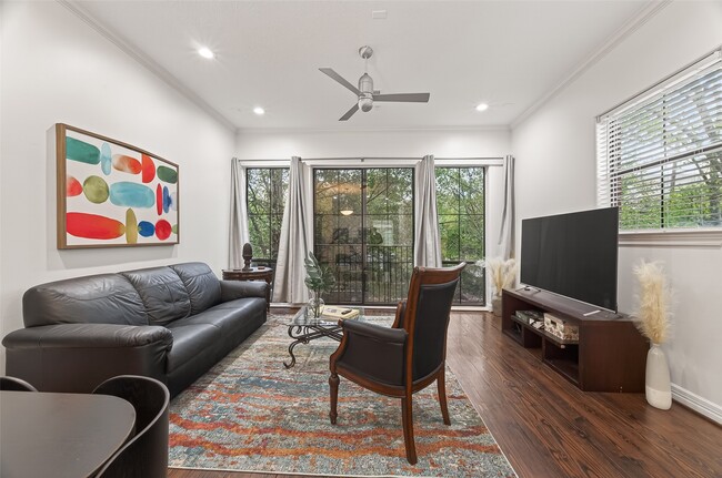 Building Photo - 118 McGowen St