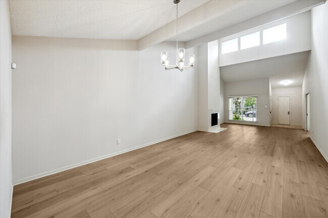 Building Photo - 1808 S Gessner Rd