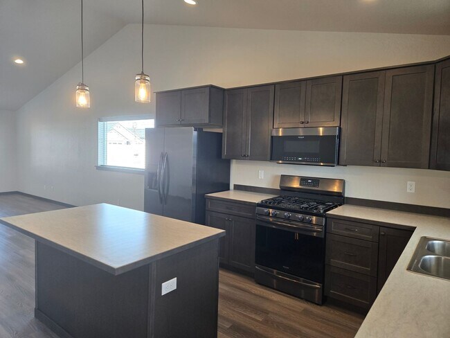 Building Photo - Newer 3 Bed / 2 Bath Single-Level Home in Rathdrum – Brookshire Subdivision