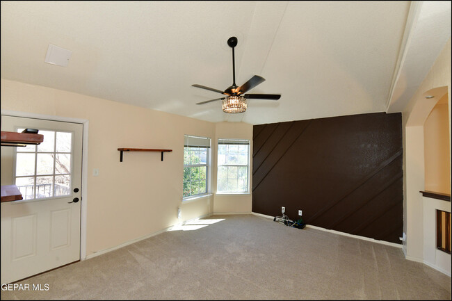 Building Photo - 7301 Corona Del Sol Dr