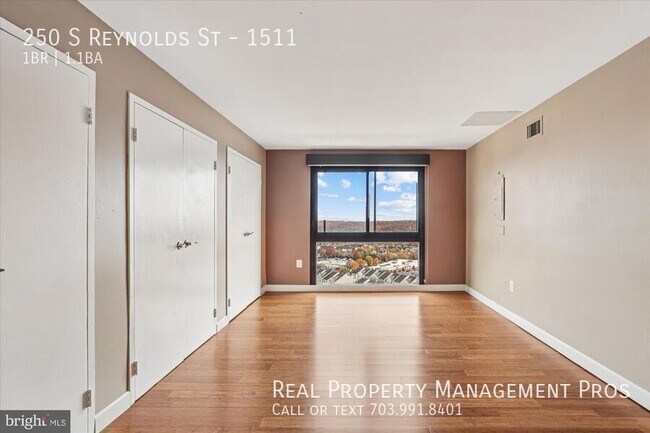 Building Photo - 250 S Reynolds St