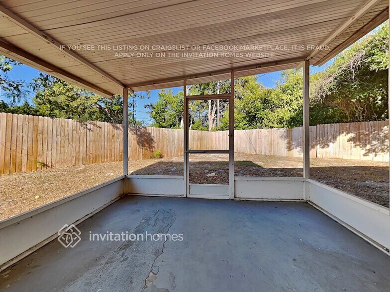 Building Photo - 1125 Dogwood Ave