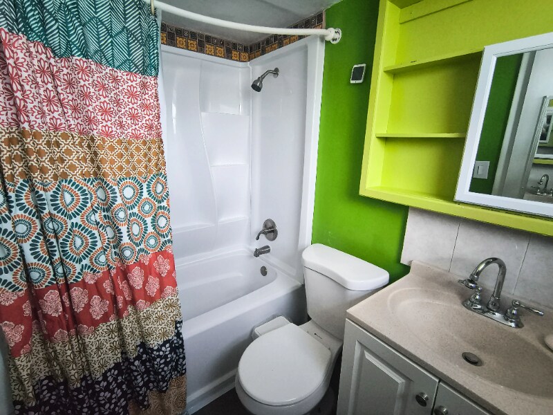 Building Photo - 1418 Collins Ave