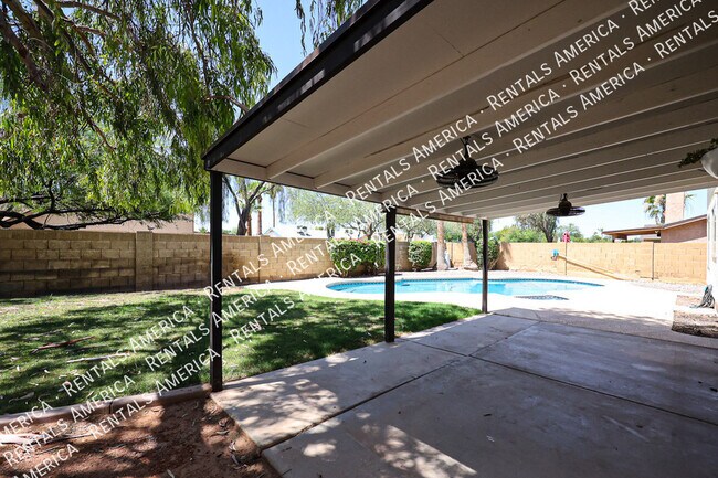 Building Photo - 4611 W Milky Way