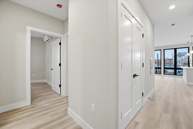 Building Photo - 3516 John F. Kennedy Blvd