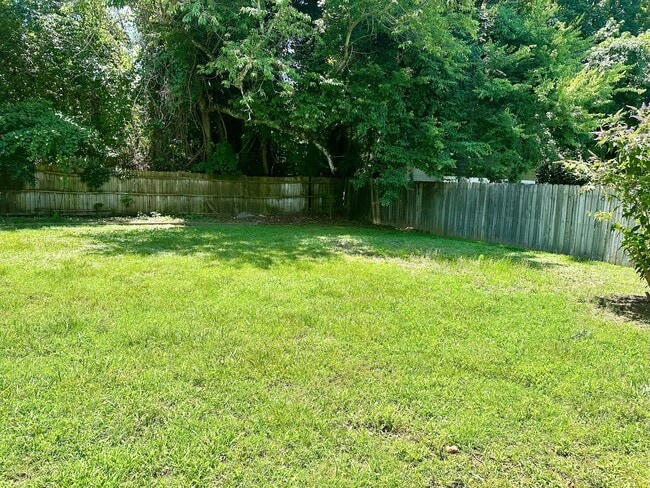 Building Photo - 234 Jonathans Way