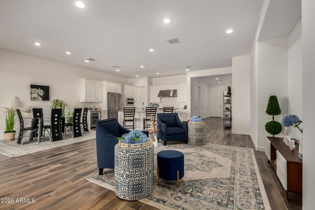 Building Photo - 2968 E Lucky Horseshoe Ln