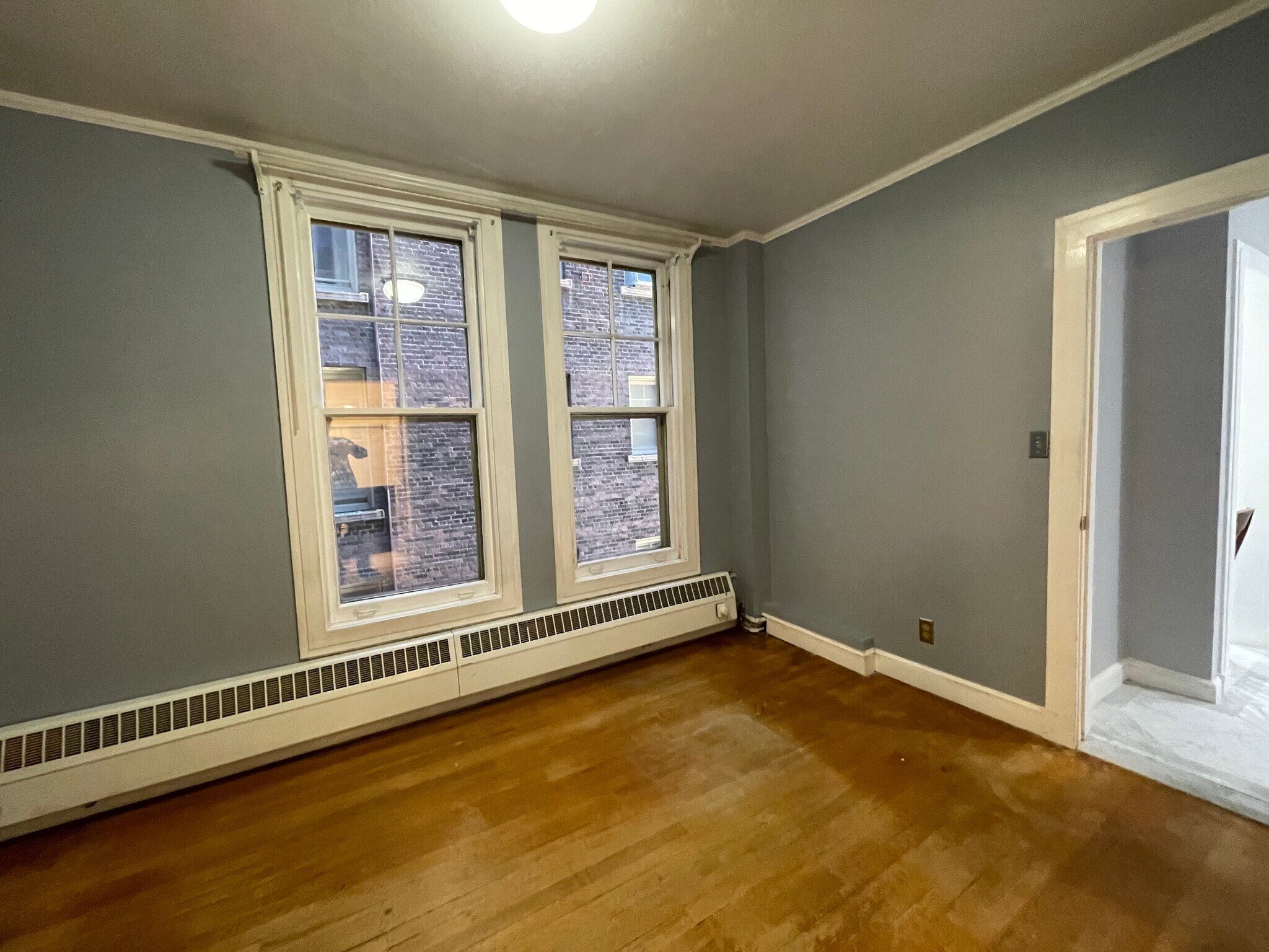 Bedroom - 29 S State St