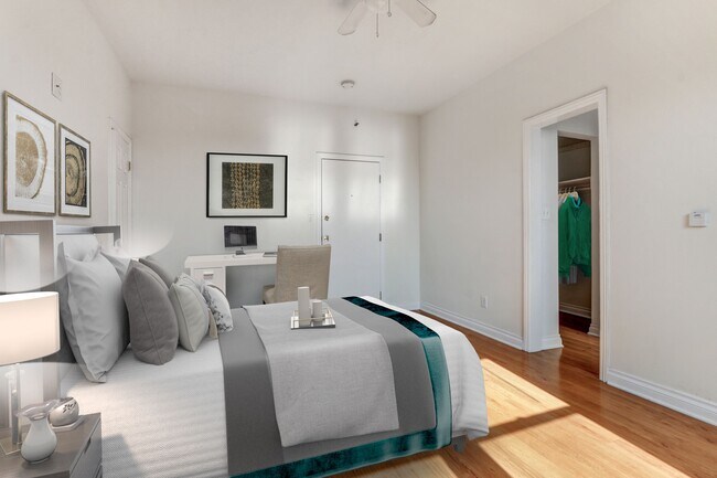 Building Photo - 512 S Park View St