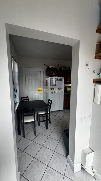 Building Photo - 78 Summer St